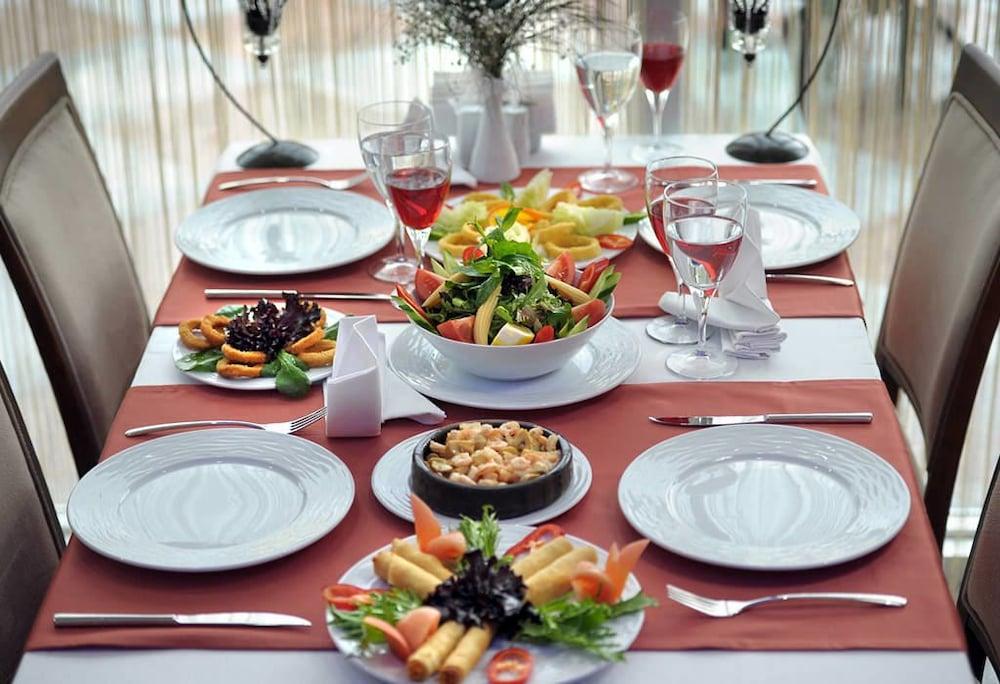 Rhiss Bostanci 3* Istanbul